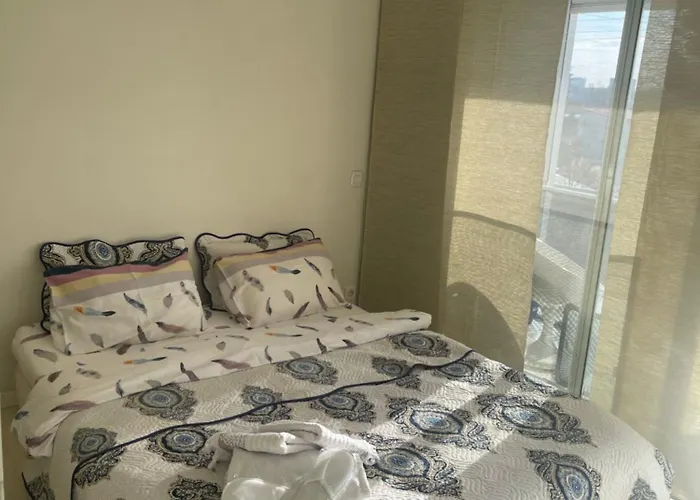 Apartamento Black Nr1 Bucareste